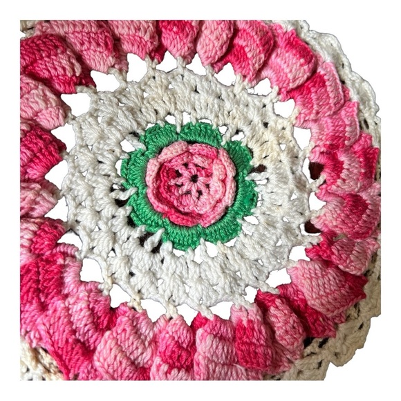 Vintage Hand‎ Crocheted Doily - Picture 3 of 3
